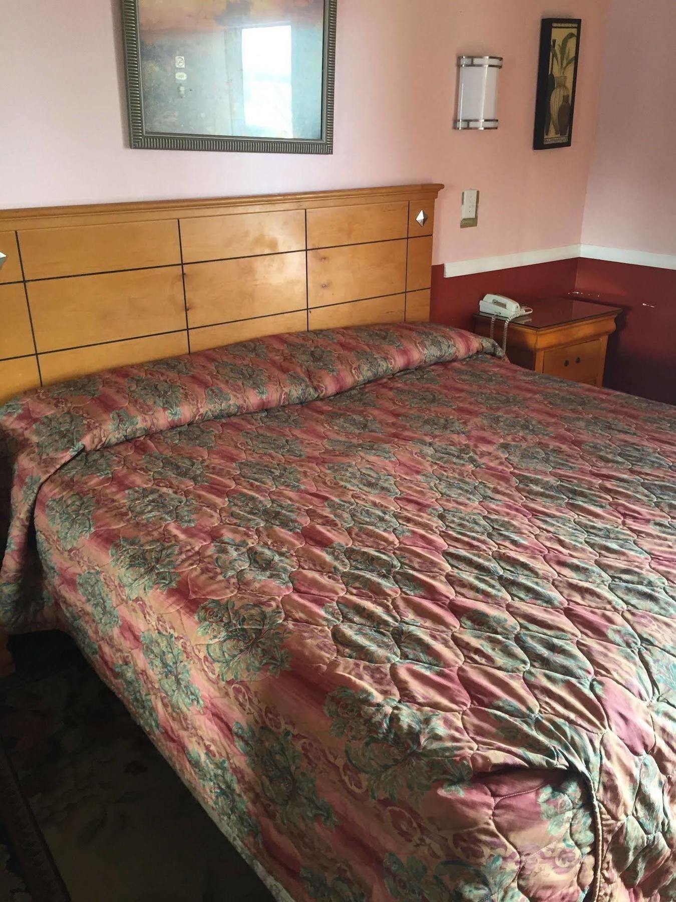 112 Motel Medford Eksteriør bilde
